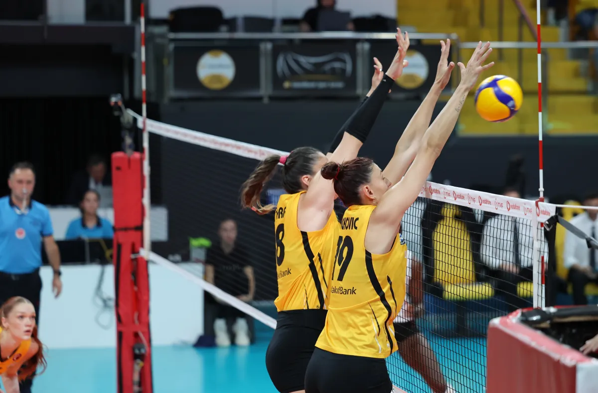 VakıfBank, yeni sezona Beşiktaş galibiyetiyle