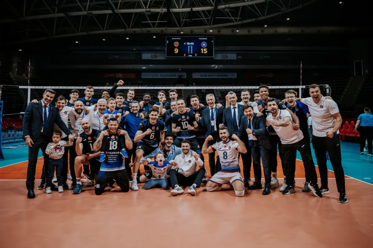 Halkbank Spor Toto'yu 3-2 Yendi 