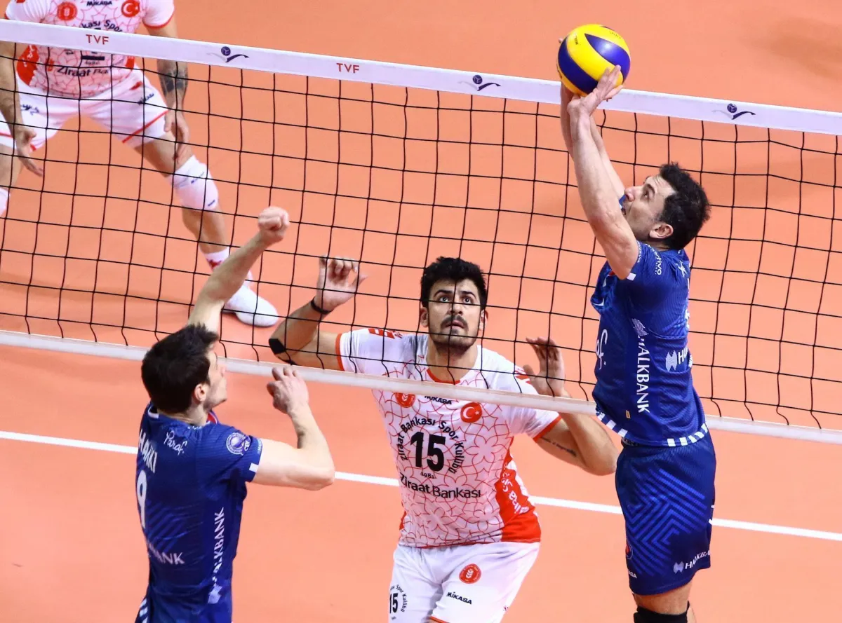 Efelerde Sezonun ilk Bölüm lideri Halkbank