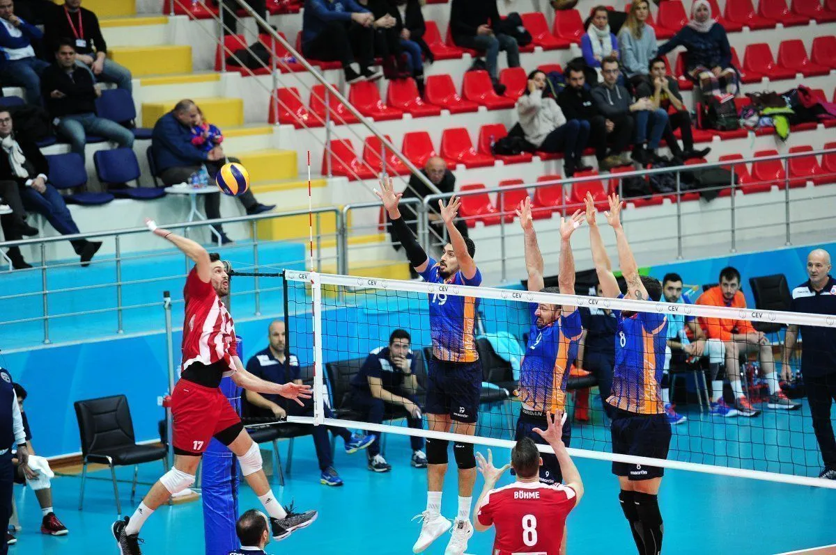 İstanbul BBSK Yunan Olympiacs'a stanbul'da 3-1 Mağlup Oldu