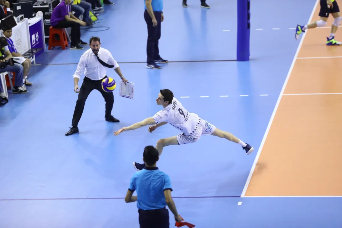 Halkbank hedefe kitlendi
