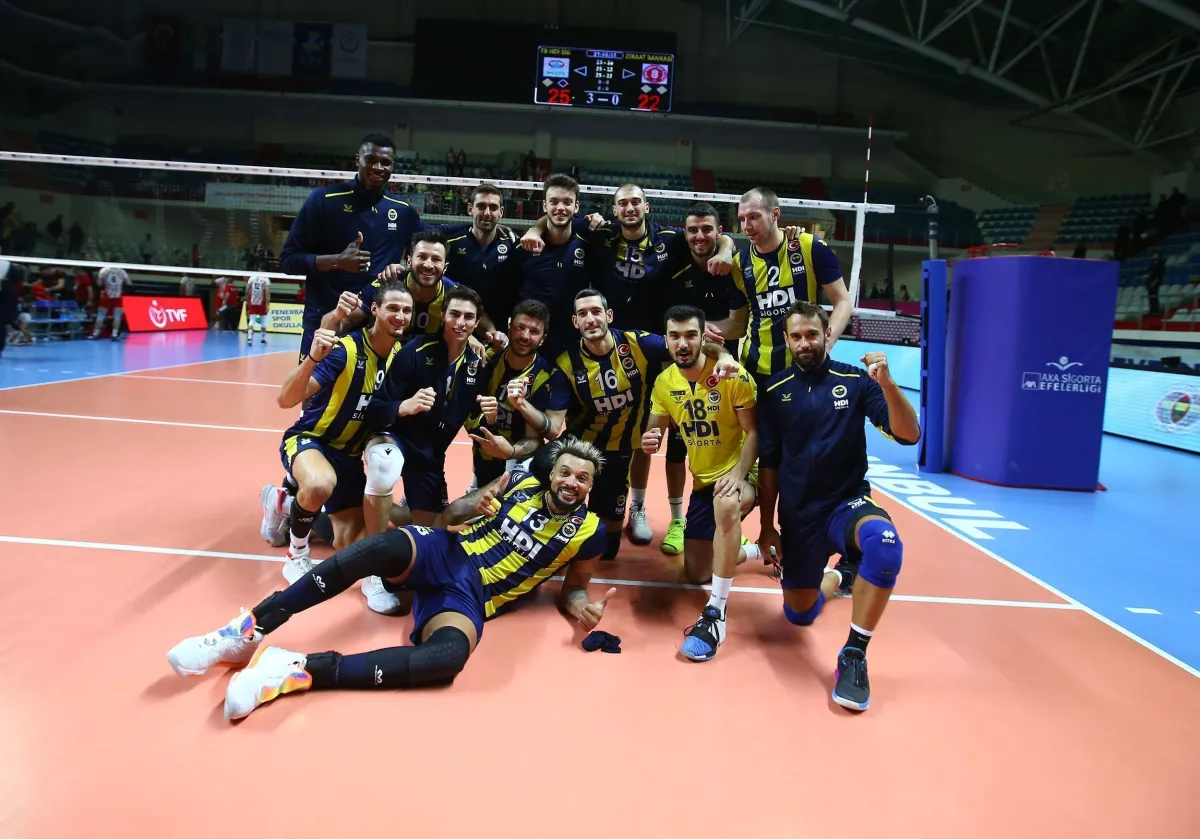 Fenerbahçe HDI Sigorta Ziraat Bankası'nı 3-0 Yenip 3 Puanı Aldı