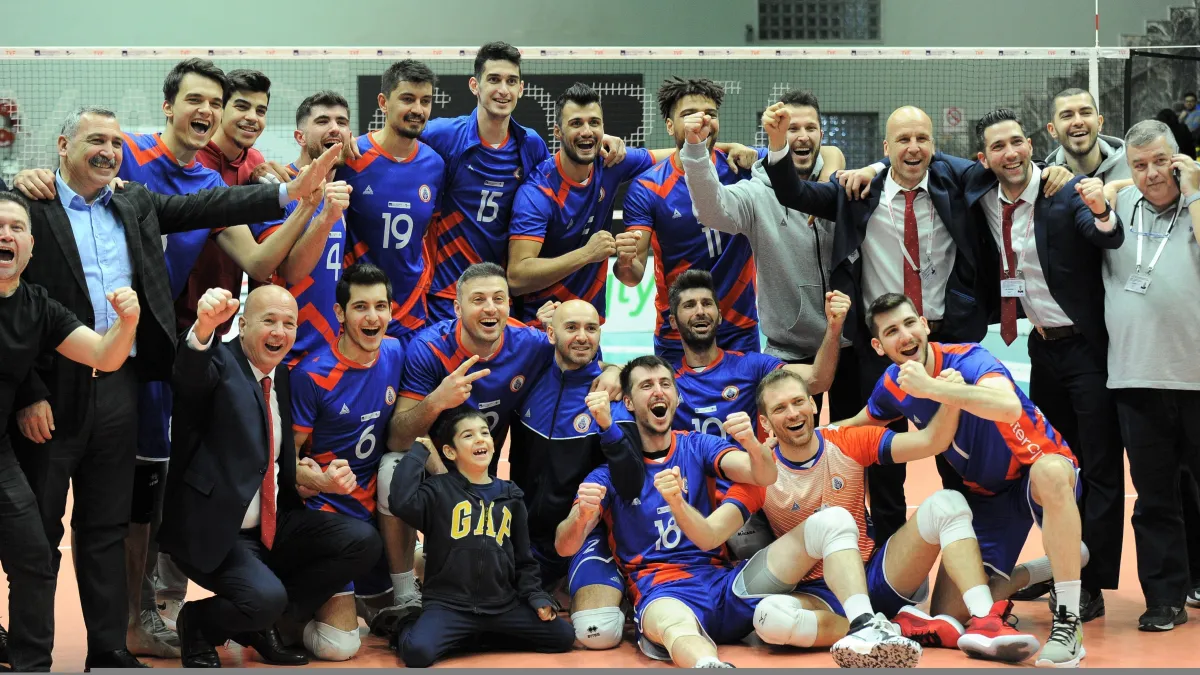 İstanbul BBSK, Ziraat Bankası karşısında 2-0 Geriden gelip 3-2 Galip