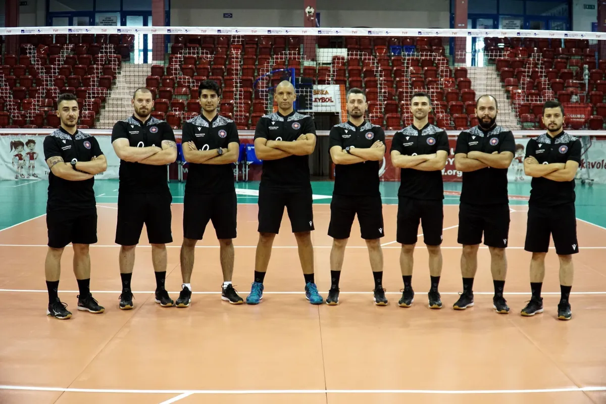 Halkbank’ta staff fark yaratıyor