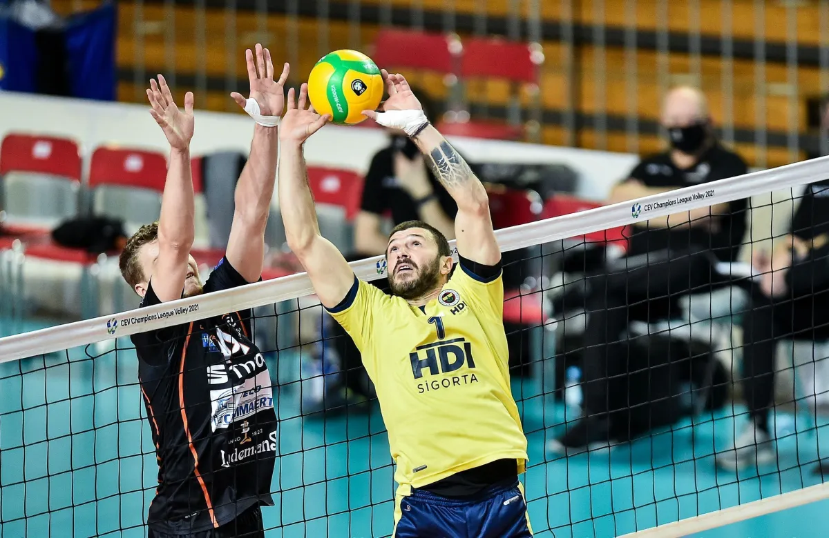 Fenerbahçe OPET Avrupa Şampiyonlar Ligi'ne Galibiyetle Başladı: 3-2