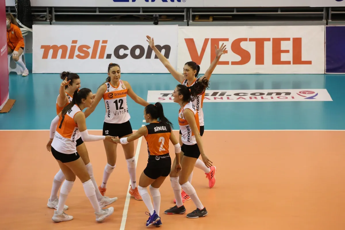 Eczacıbaşı VitrA, Çan Kale Spor'a set vermedi