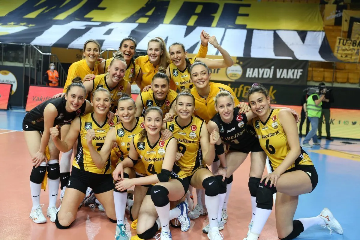 Vakıfbank, İmoco ile Avrupa Şampiyonluğu için sahaya çıkıyor