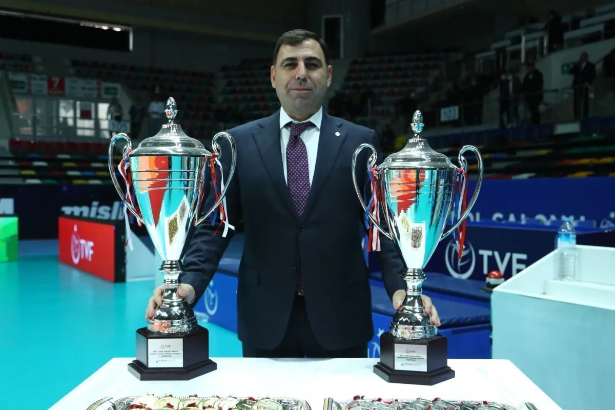 Mustafa Alpaslan: "Axa Sigorta Efeler Ligi’nde mücadele etmeye hak kazanan Türşad ve Hatayspor takımlarını kutluyorum
