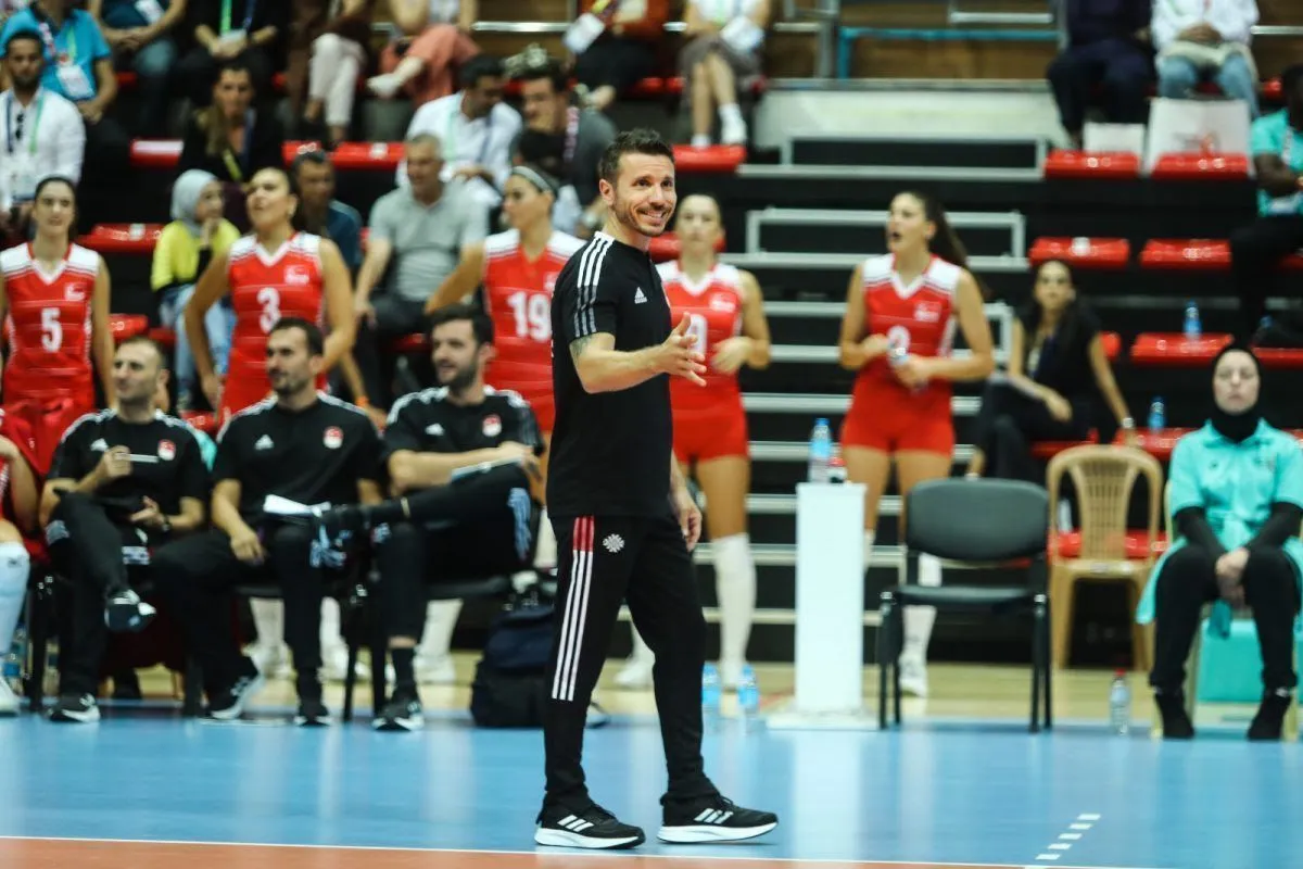 Başantrenör Alper Hamurcu "  Oyuncularımızın göstermiş olduğu performanstan gayet memnunum"