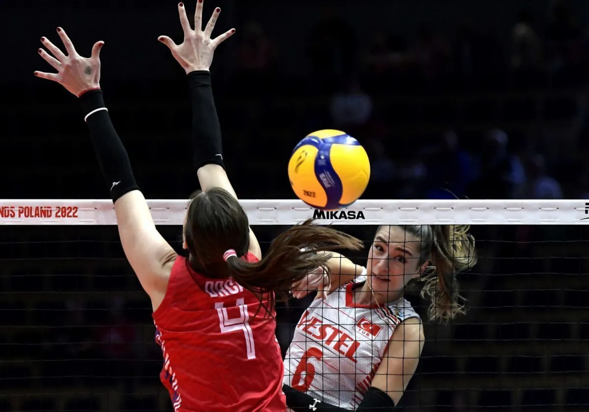 SULTANLAR, SIRBİSTAN KARŞISINDA ÜZGÜN 0-3