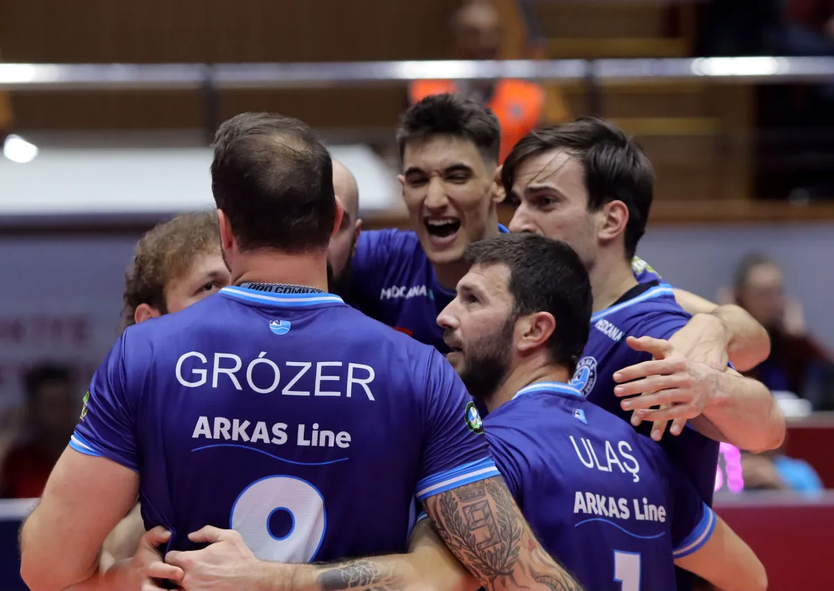 Arkas Spor, Yunanistan’da konuk olduğu Olympiakos’a 3-2 mağlup oldu