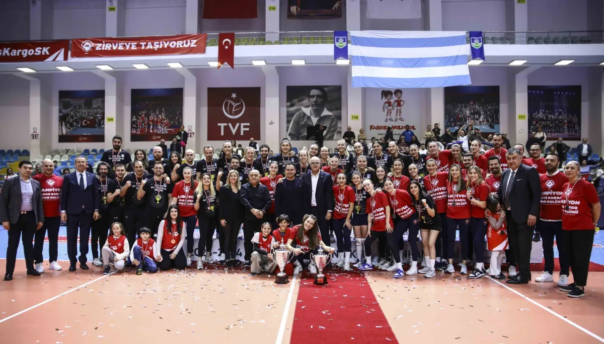 Vodafone Sultanlar Ligi’ne Yükselen Takımlar BAHÇELİEVLER İSTANBUL ve  ARAS KARGO İZMİR Oldu