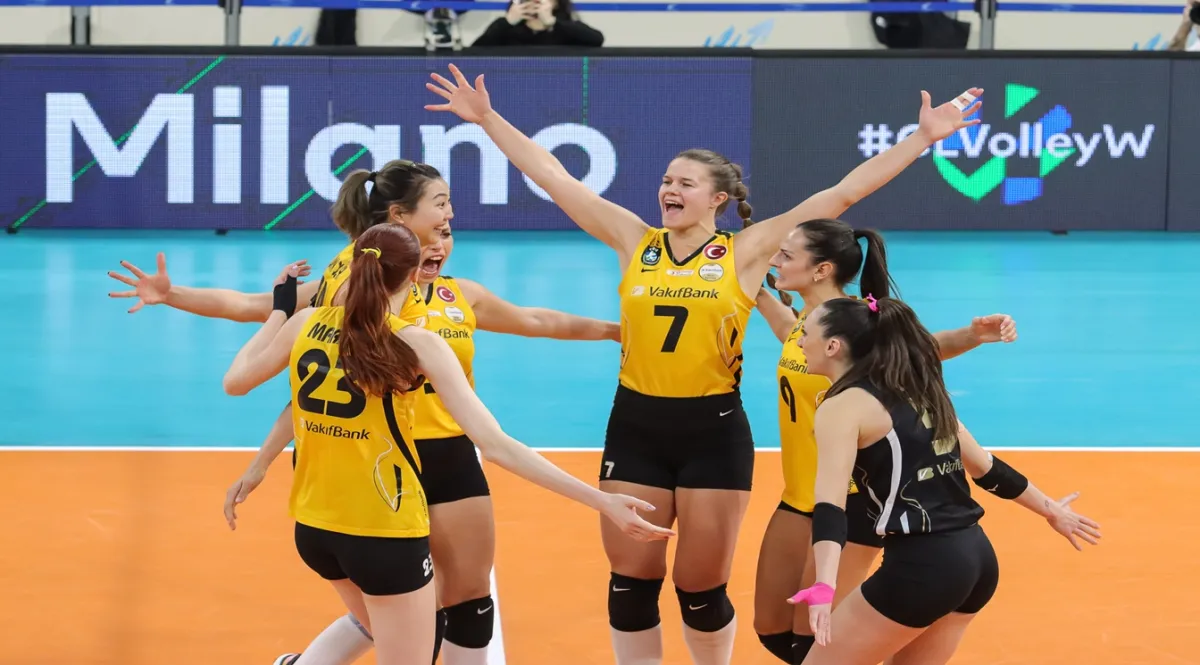 VakıfBank, CEV Şampiyonlar Ligi'nde Çeyrek Finale Yükseldi