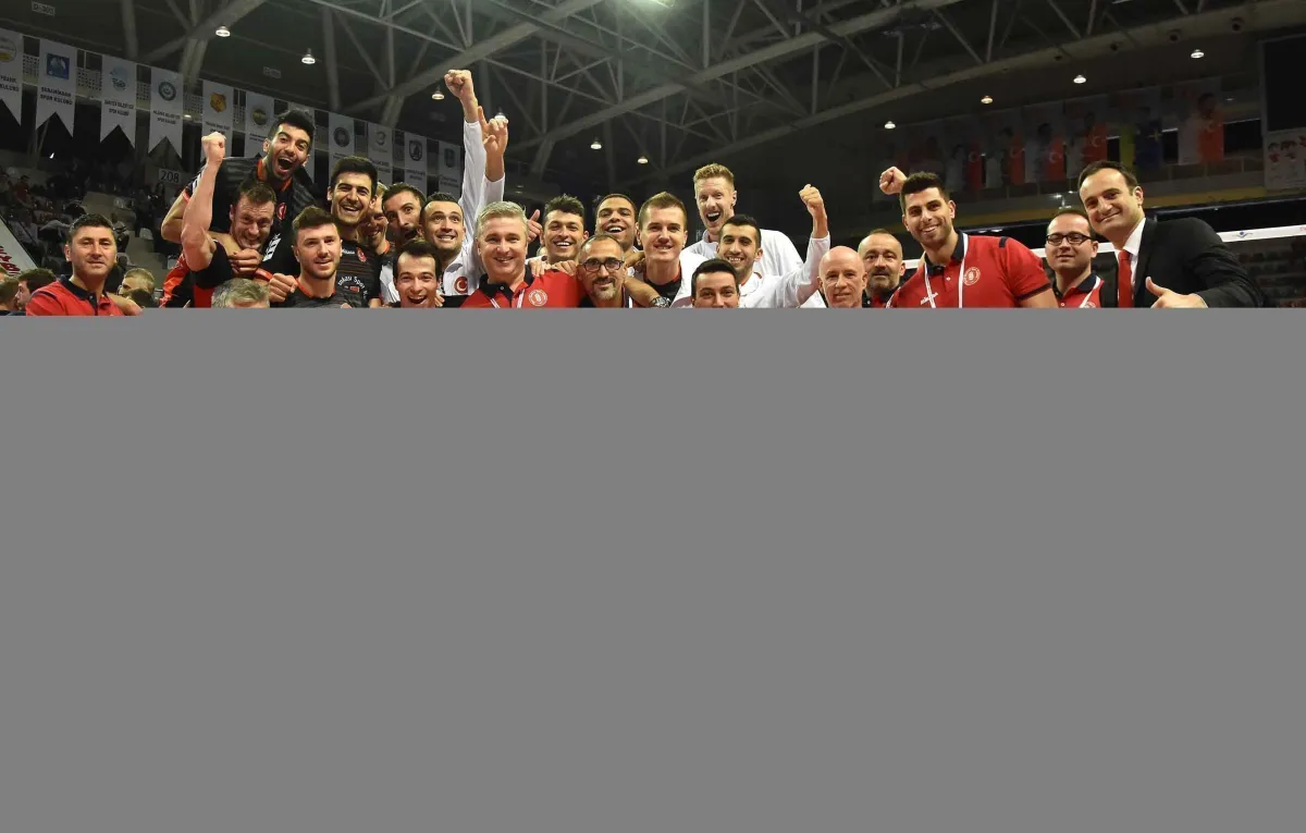 Ziraat Bankası Spor Kulübü 2016 Yılında Türkiye Voleybol Liglerine Damga Vurdu