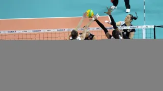 Vakıfbank-Eczacıbaşı CEV Denizbank Şampiyonlar Ligi maçı albümü kapağı