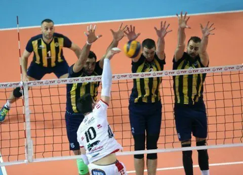 Fenerbahçe Erkek Takımı İtalyan Trentino'yu 3-2 Yendi Ancak Finale Çıkamadı