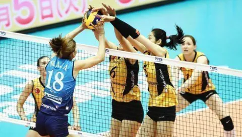 VakıfBank Dünya Şampiyonası'na İyi Başladı Dinamo Moskova'ye Set Vermeden Galip