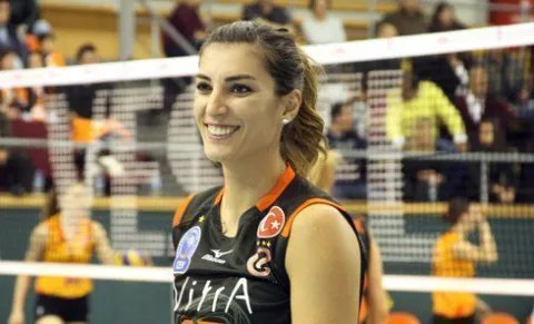Barbolini'den  Sonra Neslihan'da Eczacıbaşı VitrA'ya Veda Etti