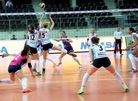 Çanakkale Belediye Spor , Bursa BŞB’sini 3-1'le geçti 3 puanı kazandı