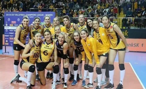 Vakıfbank’ın Avrupa’da 26. Zafer Gecesi