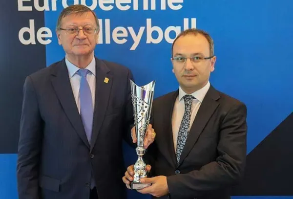 Avrupa üçüncüsü VakıfBank kupasını aldı