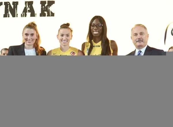 Tüm Kupaların Son Şampiyonu VakıfBank yeni sezonun perdesini açtı