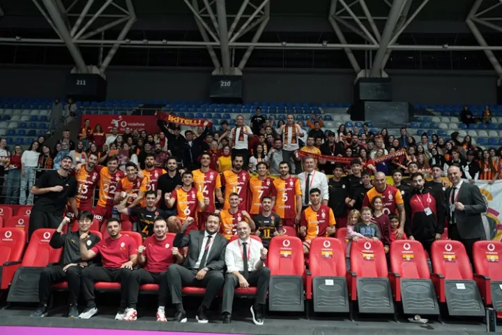 Galatasaray Madeş Mobilya, 12 Şubat Belediyesi'ni 3-0 Mağlup Etti