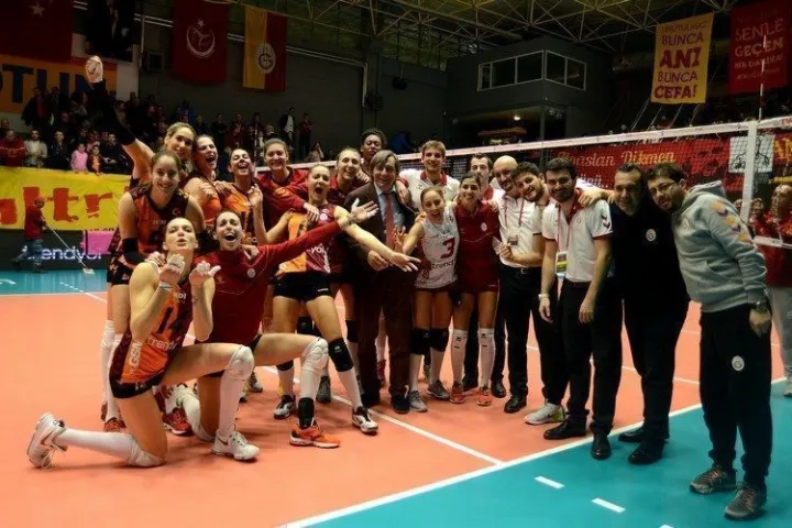 Galatasaray, Beşiktaş’a Set te Puan da Vermedi: 3-0