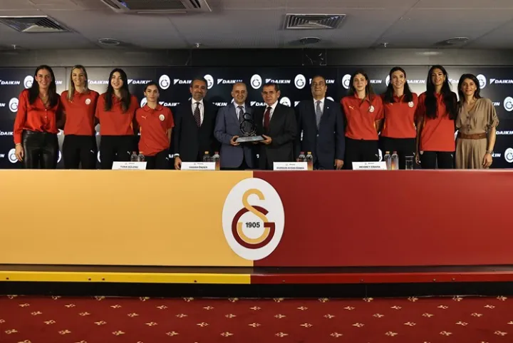 Galatasaray Kadın Voleybol Takımı Daikin ile yoluna devam ediyor