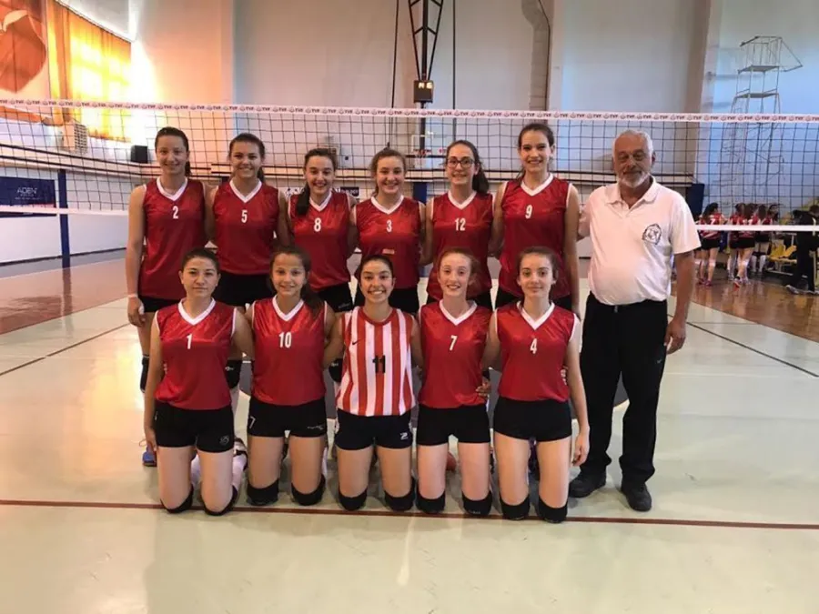 Turgay Karabulak'ın Takımı Güngörmezspor Genç Kız Voleybol Takımının Büyük Başarısı