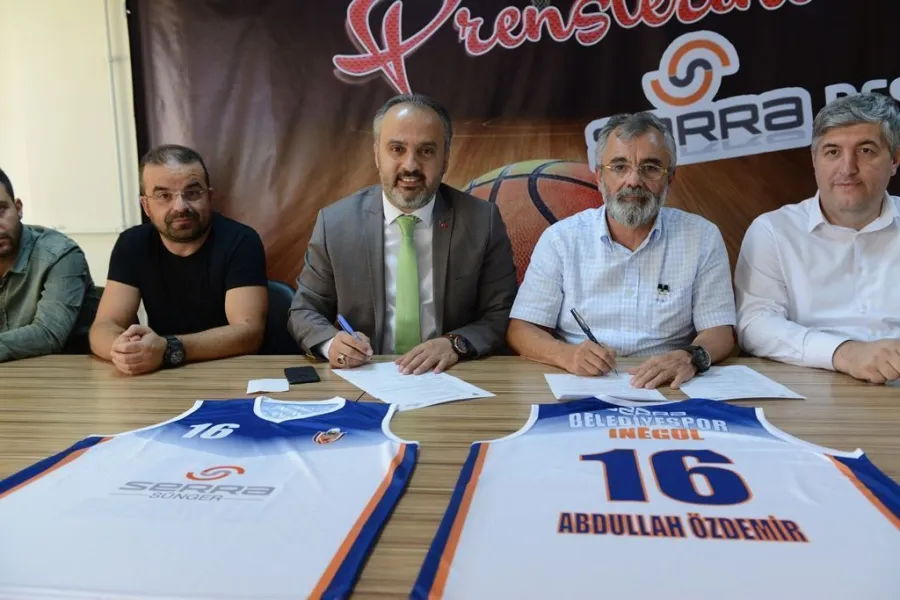 Belediyespor’un İsim ve Forma Sponsoru Serra Sünger Oldu