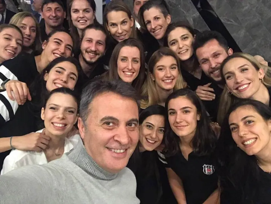 Başkan Fikret Orman Voleybolcularla Bir Araya Geldi