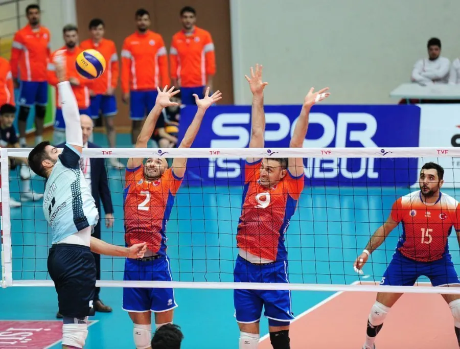 İstanbul BBSK Jeopark Kula'yı Set Vermeden 3-0 Yendi