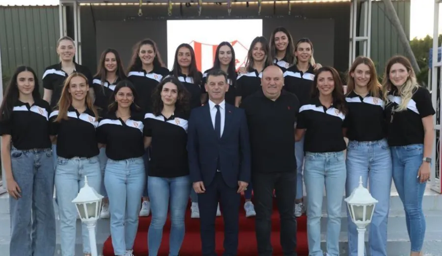 KAPAKLI SİTESPOR KADIN VOLEYBOL TAKIMI MEDYA ÖNÜNE ÇIKTI