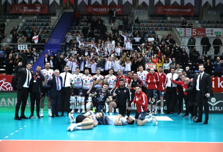 Bursa Başladı, Ziraat Bankkart Bitirdi 3-2