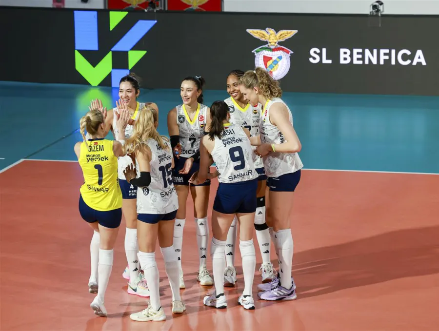 FENERBAHÇE MEDİCANA, BENFİCA’YI BİR KEZ DAHA YENDİ