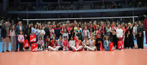 Aras Spor Kulübü, yeni sezona İzmir İtfaiyesi ve İzmirli kız çocuklarıyla el ele başladı