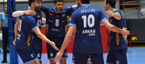 Arkas Spor, İzmir’de Kocaeli Büyükşehir Belediyesi Kağıt Spor’u 3-1 yendi.