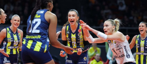 Vargas'sız Fener Cim Bom'u 3-0 Yendi