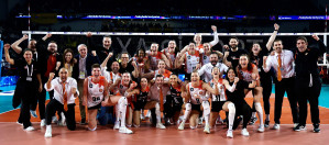 Eczacıbaşı Dynavit Axa Sigorta Kupa Voley’de adını finale yazdırdı