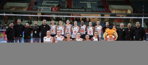 Eczacıbaşı Dynavit, CEV Şampiyonlar Ligi’nde adını yarı finale yazdırdı