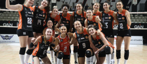 Eczacıbaşı Dynavit, 5 setlik mücadeleden galip ayrıldı