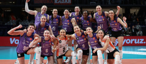 5 Setlik Derbinin Galibi Eczacıbaşı Dynavit